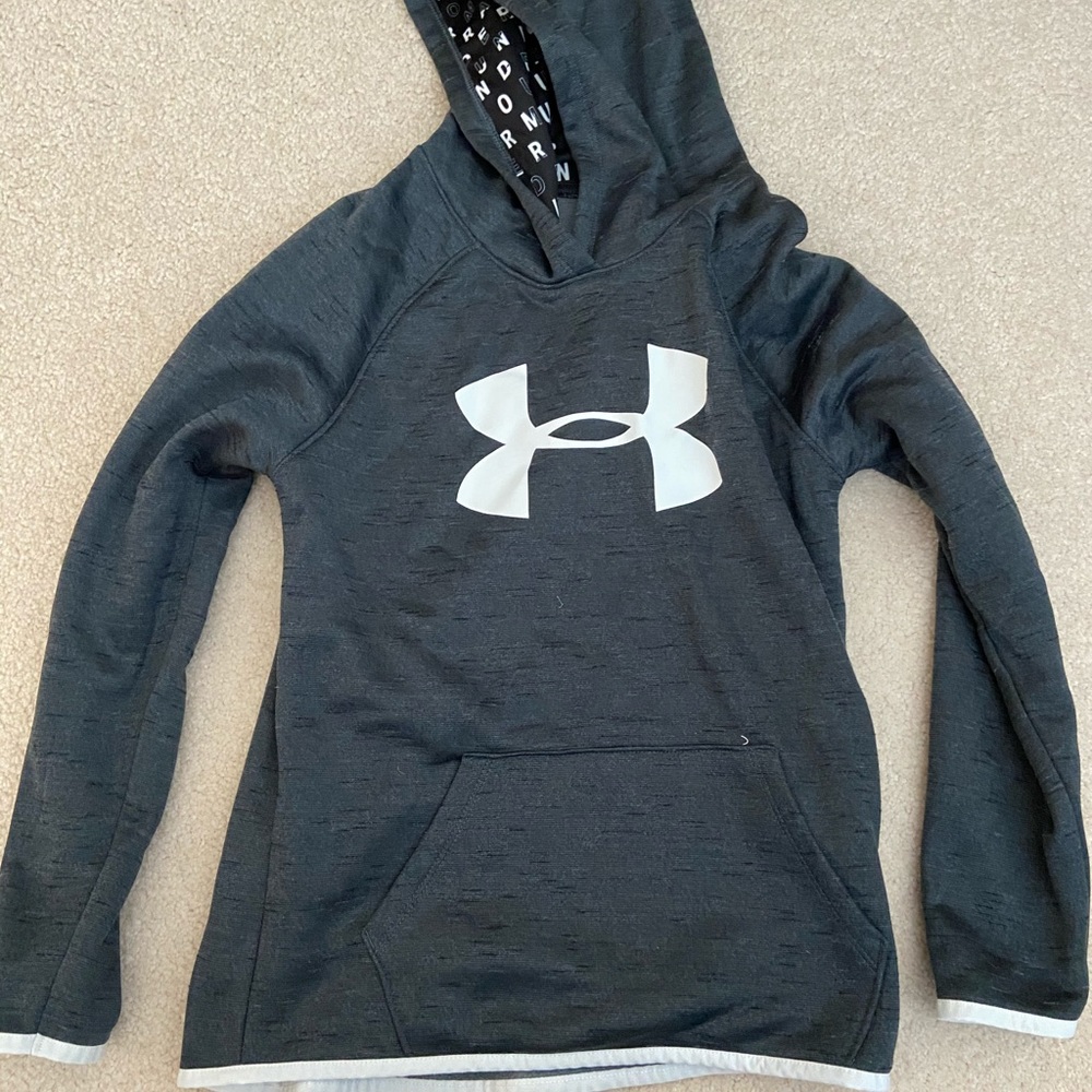 Under Armour Sweatshirt